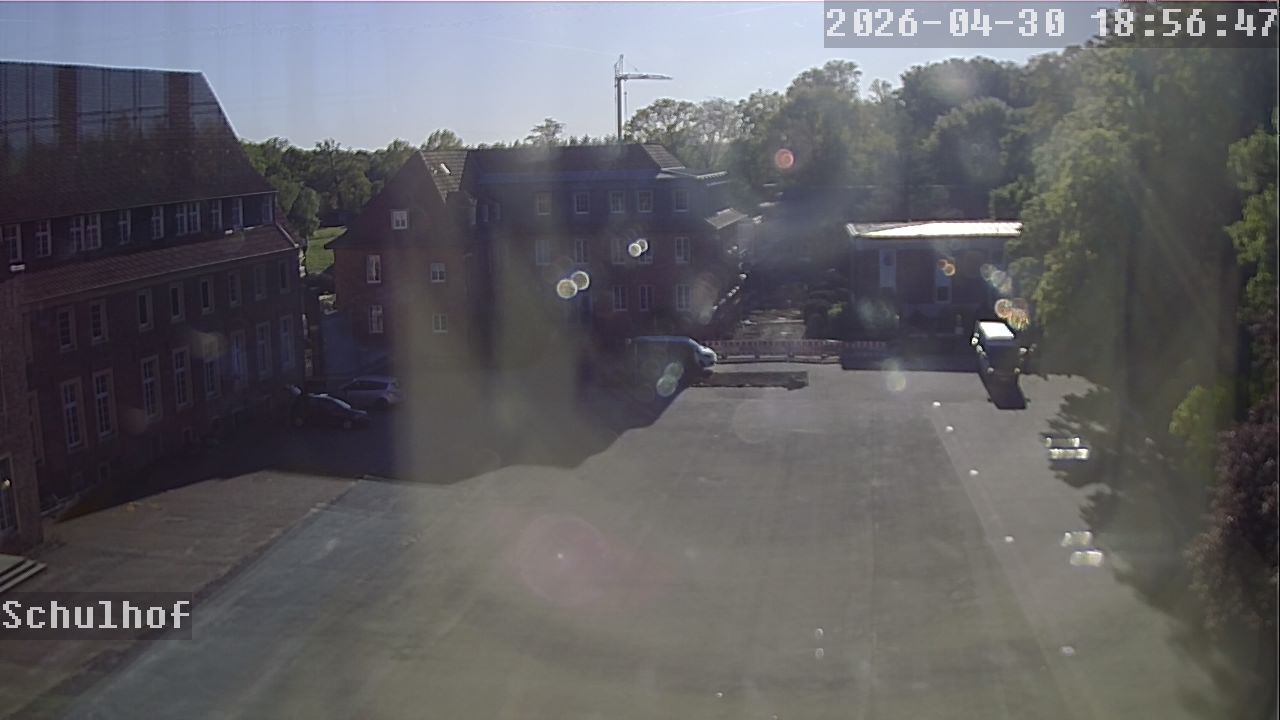 Webcam Schulhof 18:56