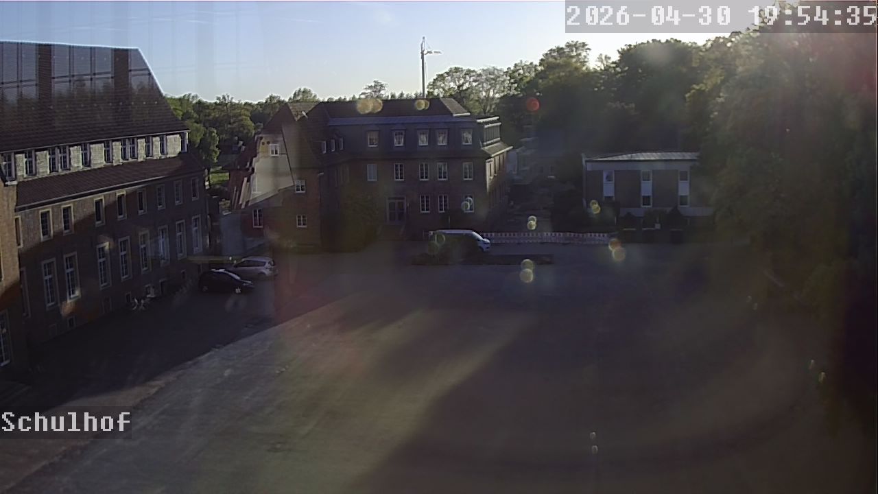 Webcam Schulhof 19:54