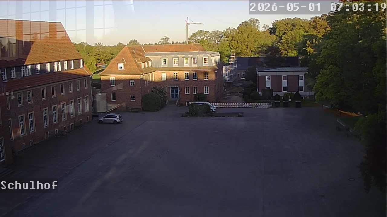 Webcam Schulhof 07:03