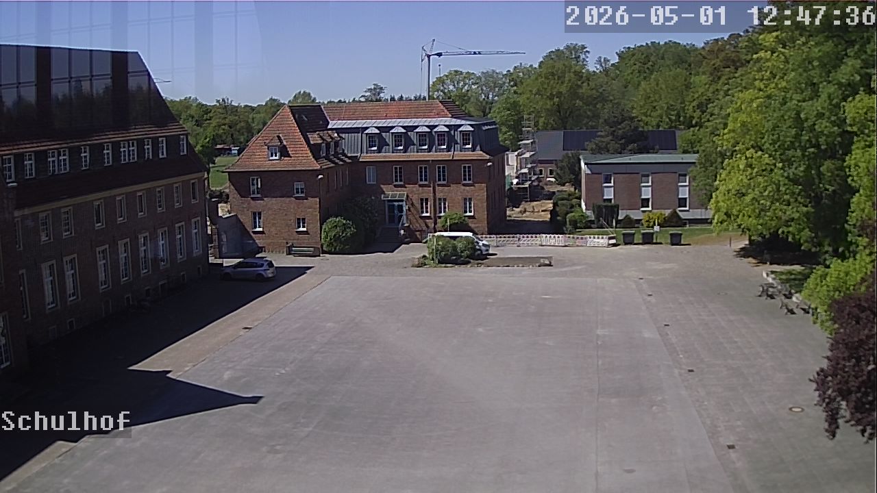 Webcam Schulhof 12:47