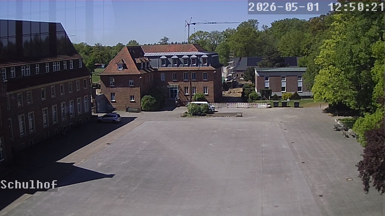 Webcam Schulhof 12:50
