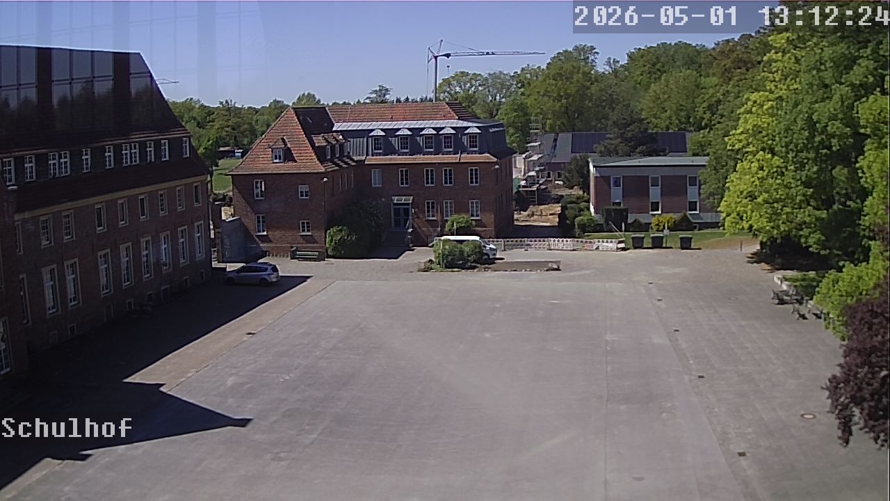 Webcam Schulhof 13:12