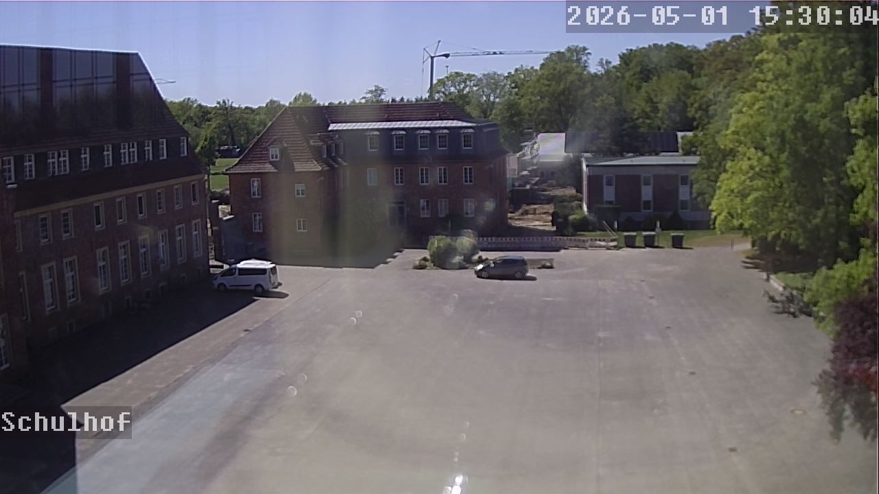 Webcam Schulhof 15:30