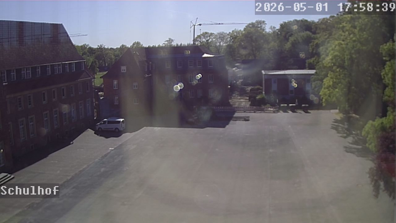 Webcam Schulhof 17:58