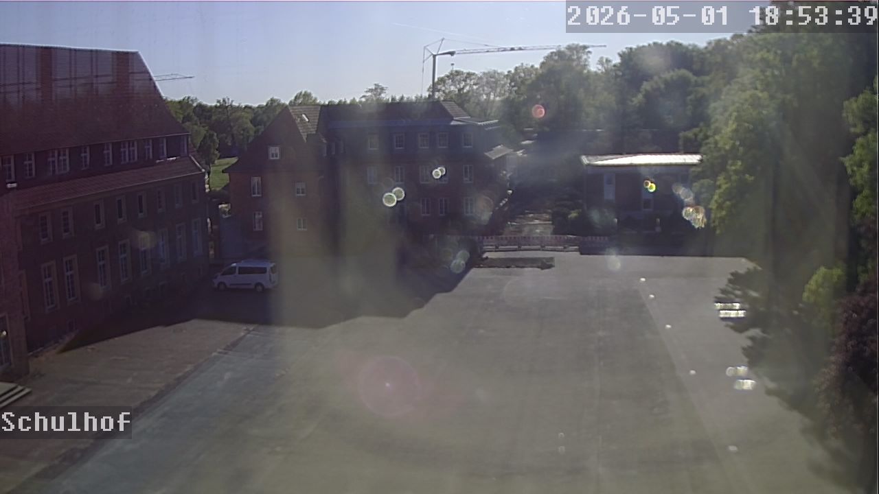 Webcam Schulhof 18:53