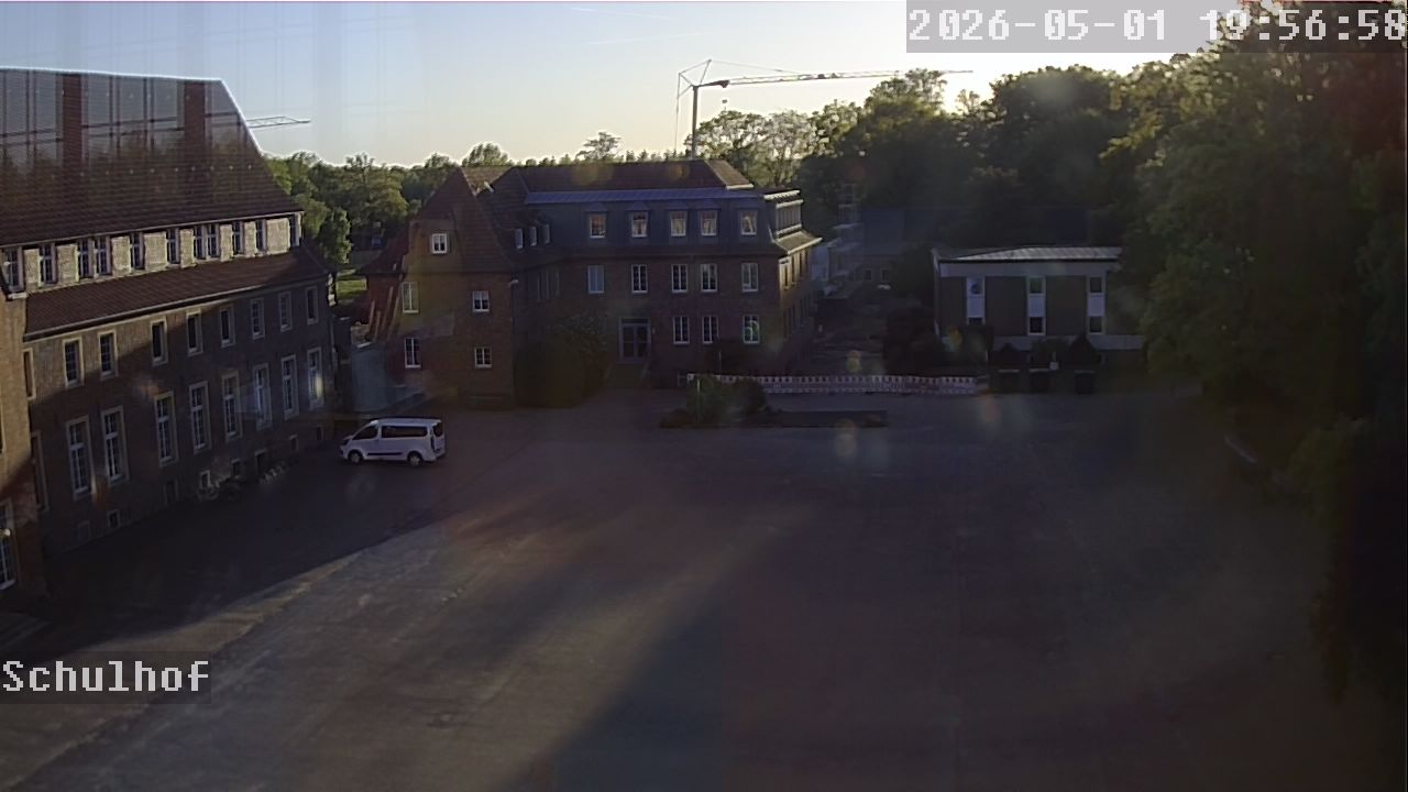 Webcam Schulhof 19:57
