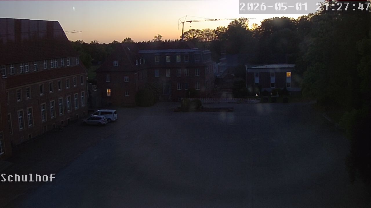 Webcam Schulhof 21:27