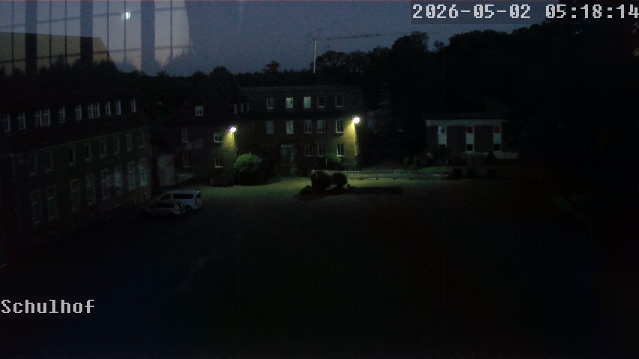 Webcam Schulhof 05:18