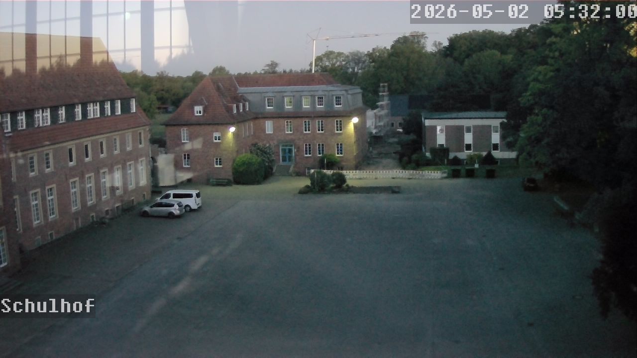 Webcam Schulhof 05:32