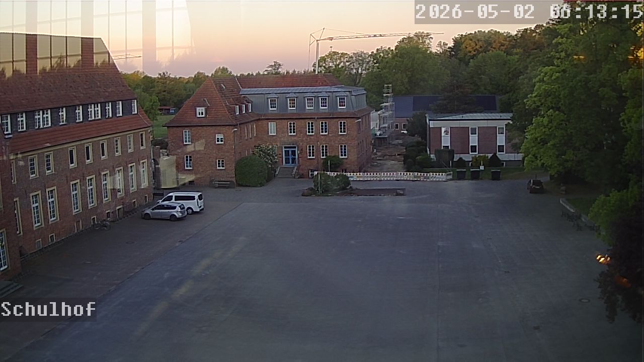 Webcam Schulhof 06:13
