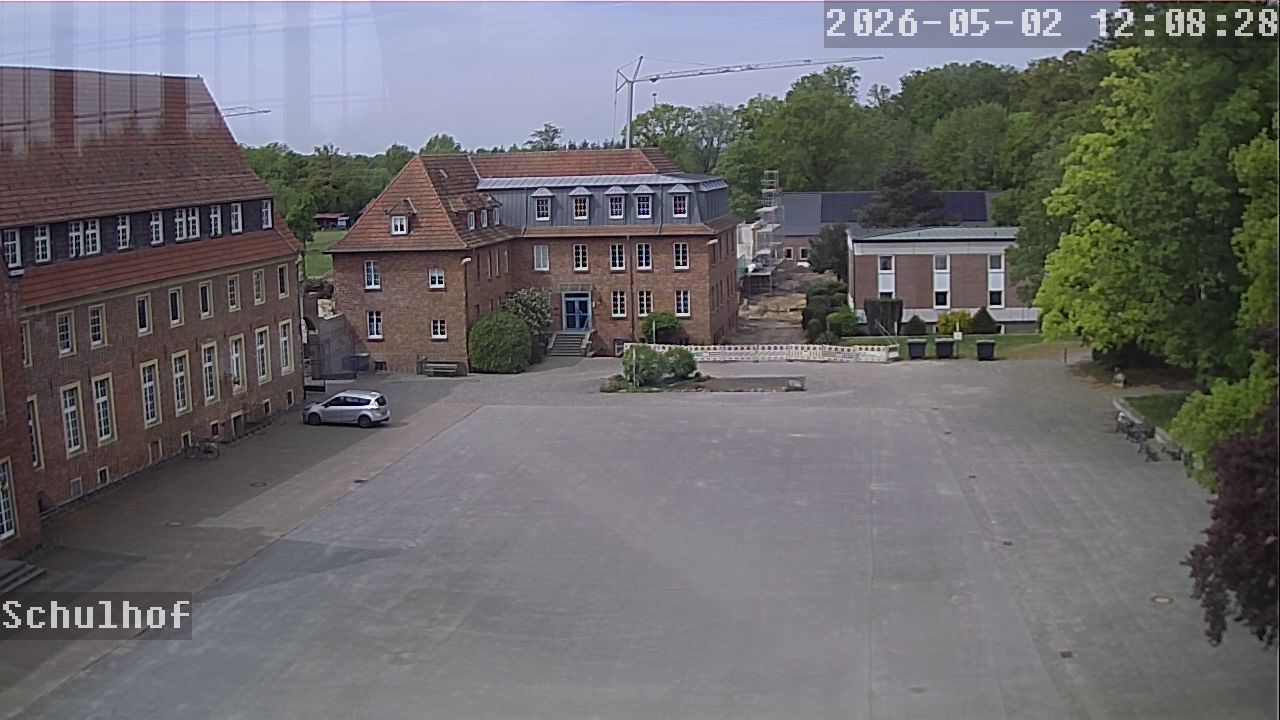 Webcam Schulhof 12:08