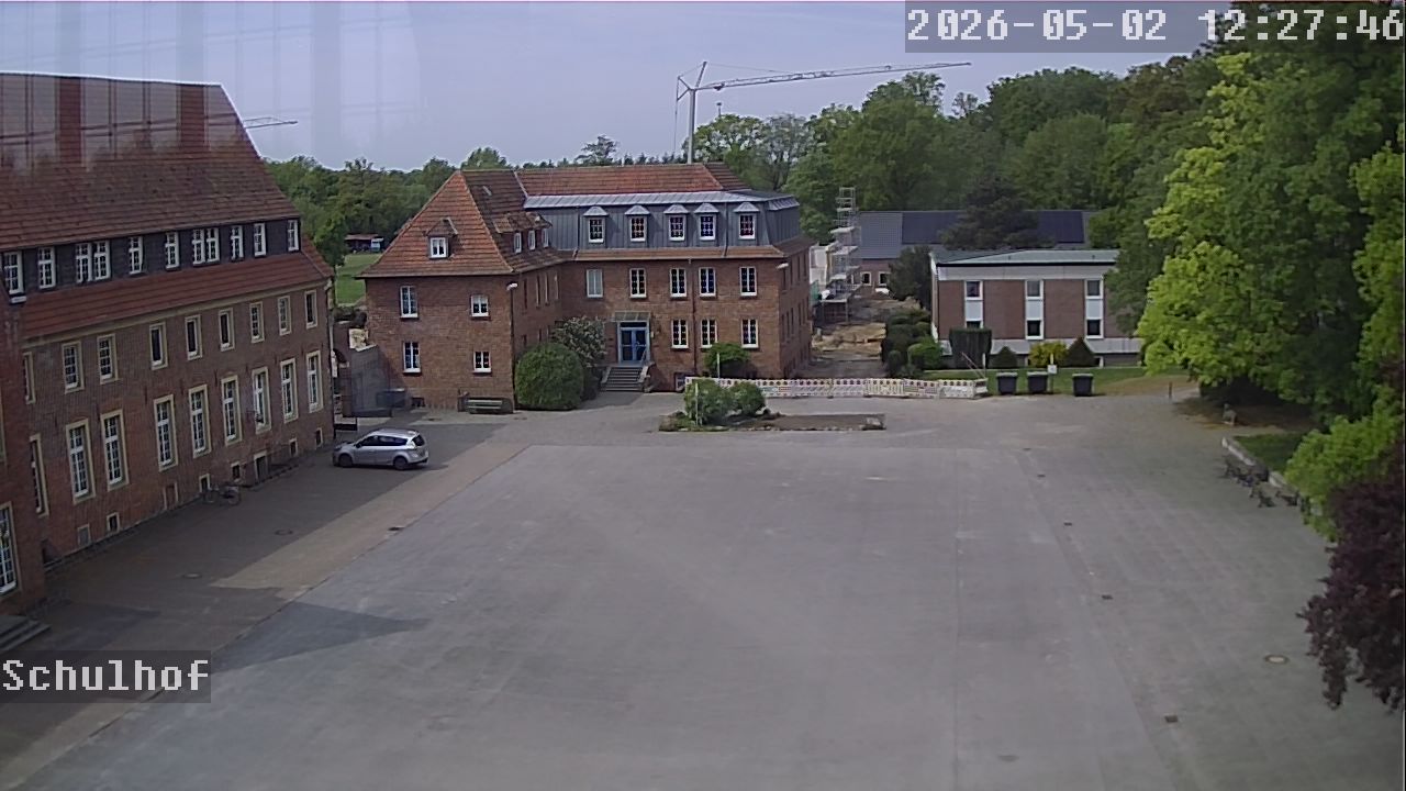 Webcam Schulhof 12:27