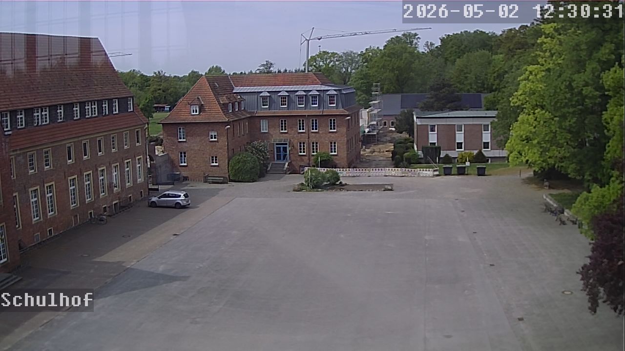 Webcam Schulhof 12:30