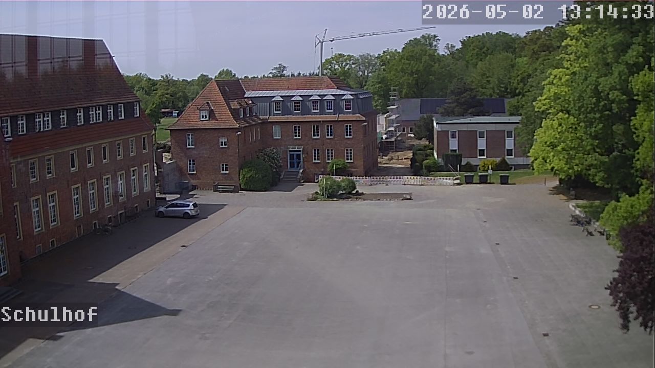 Webcam Schulhof 13:14