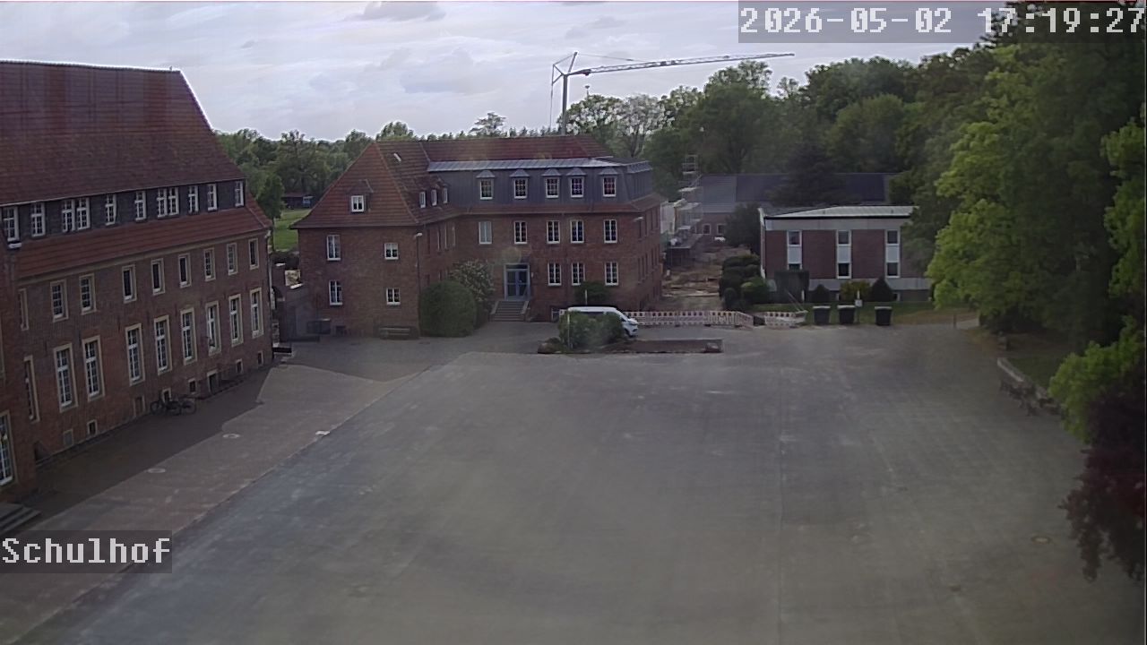 Webcam Schulhof 17:19