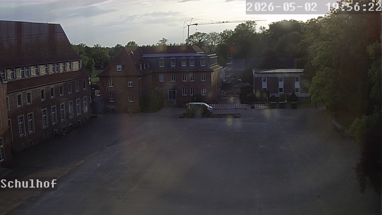 Webcam Schulhof 19:56