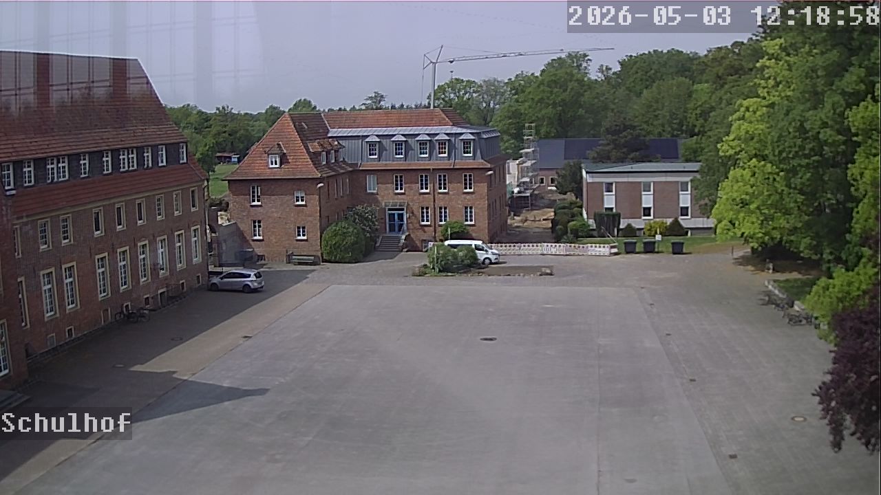 Webcam Schulhof 12:19