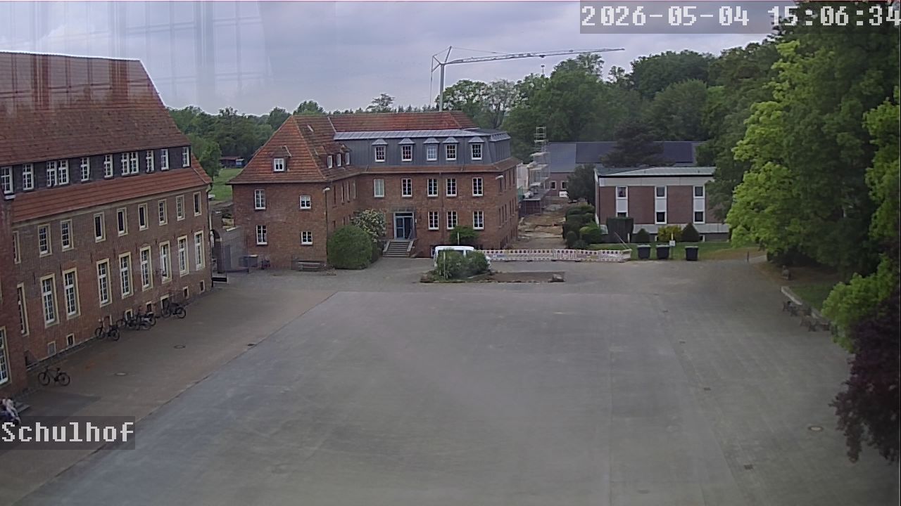 Webcam Schulhof 15:06