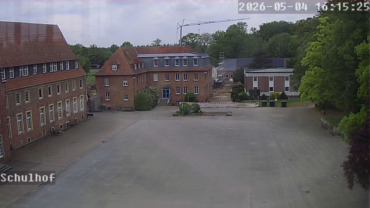 Webcam Schulhof 16:15