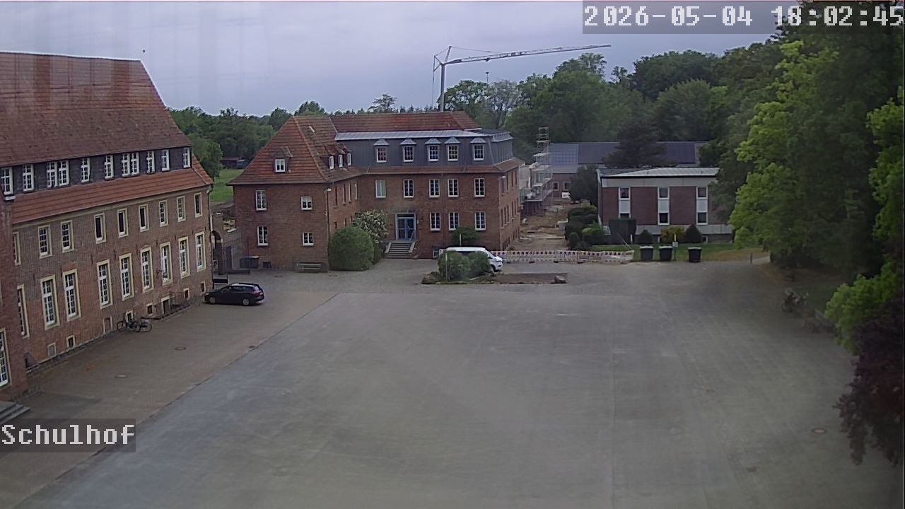 Webcam Schulhof 18:02
