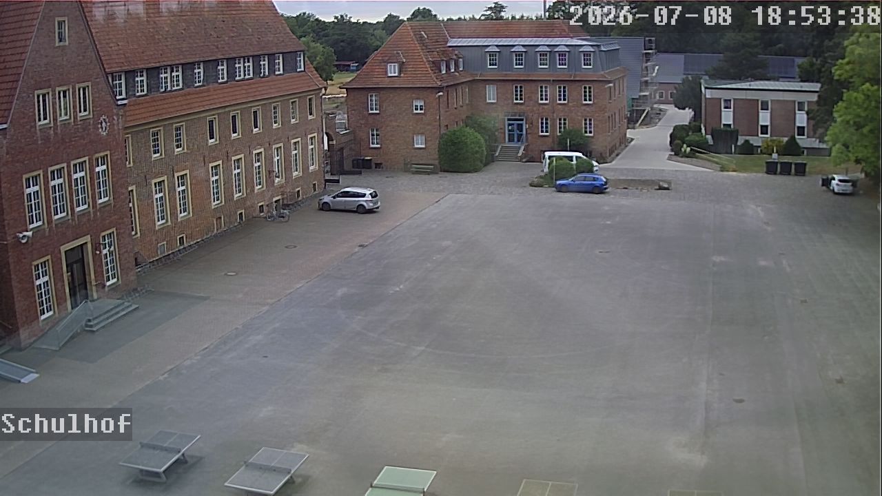 Webcam Schulhof 18:53
