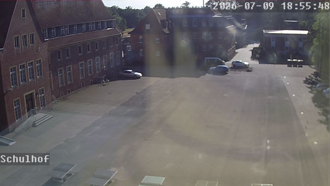 Webcam Schulhof 18:55