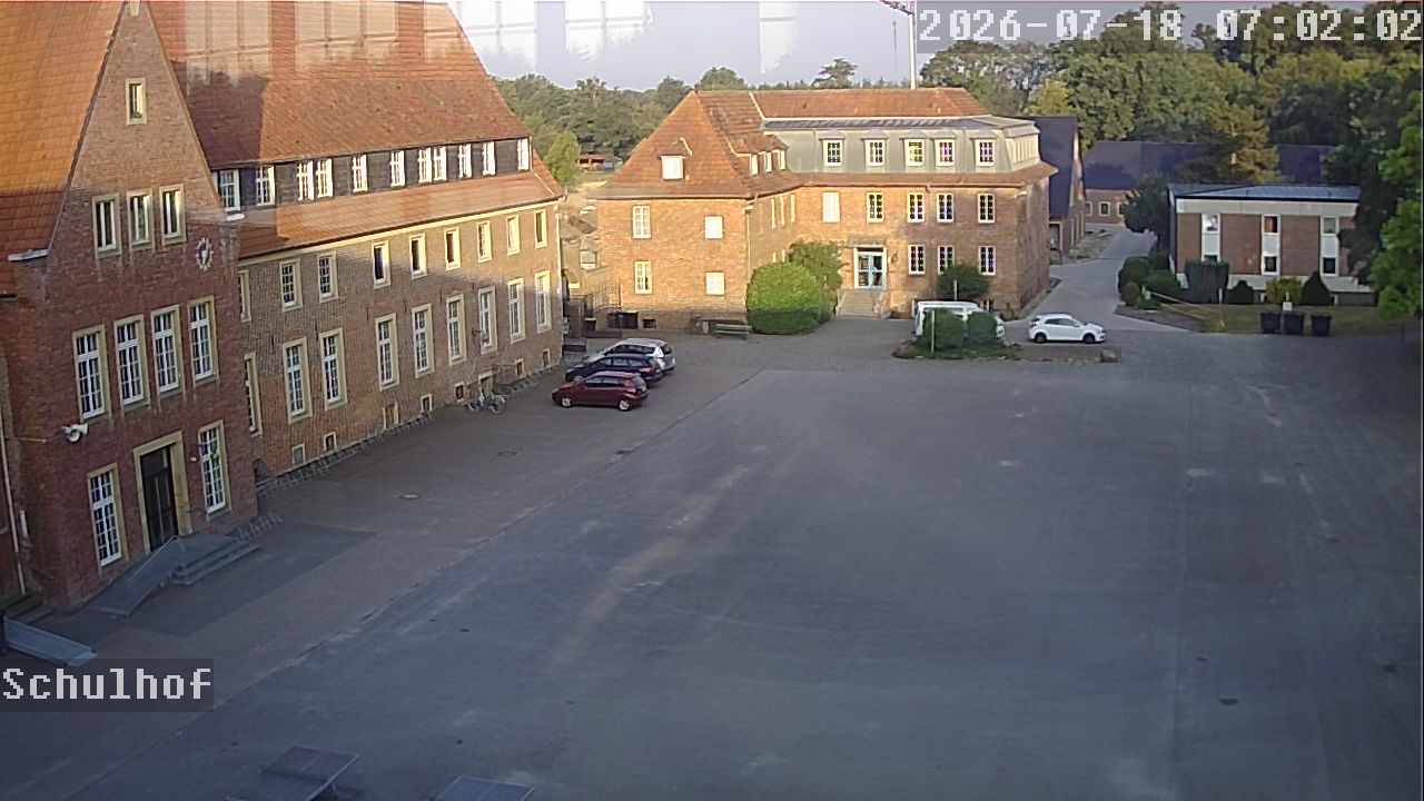 Webcam Schulhof 07:02