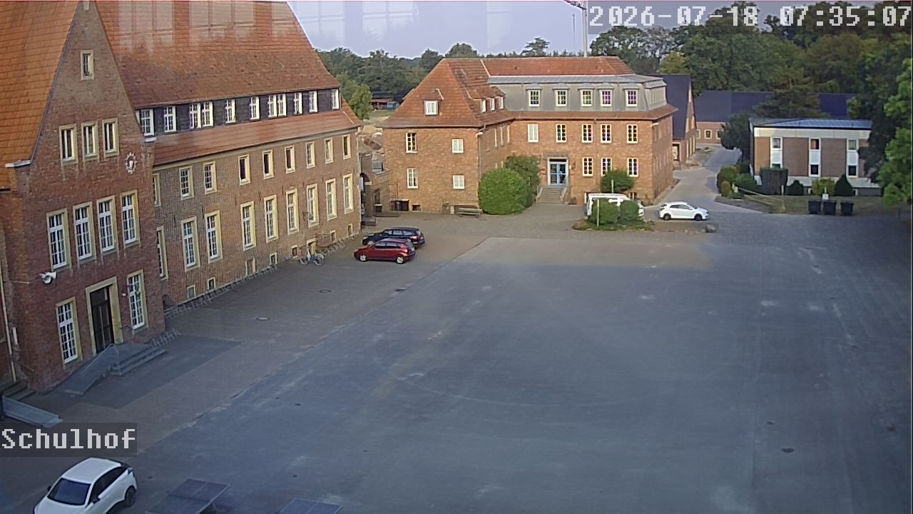 Webcam Schulhof 07:35