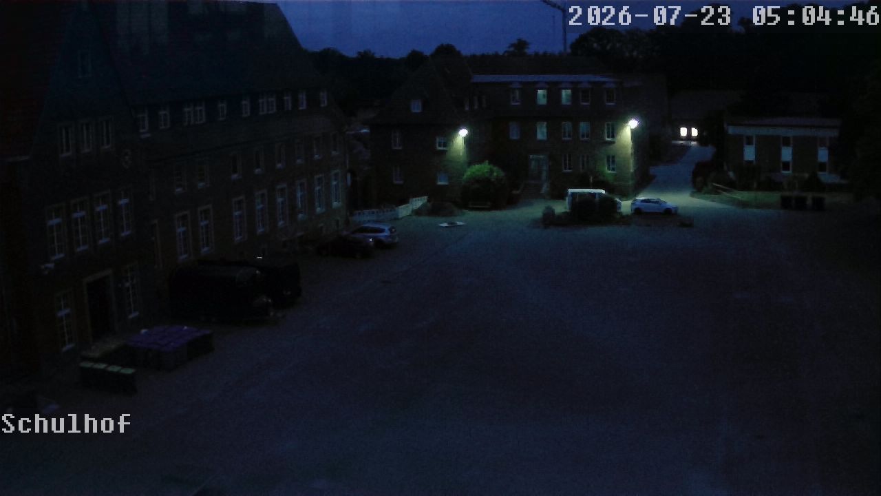 Webcam Schulhof 05:04