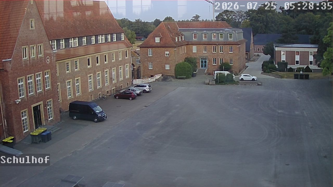 Webcam Schulhof 05:28