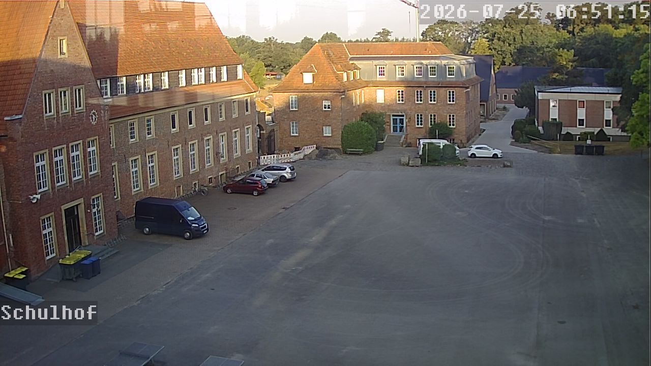 Webcam Schulhof 06:51