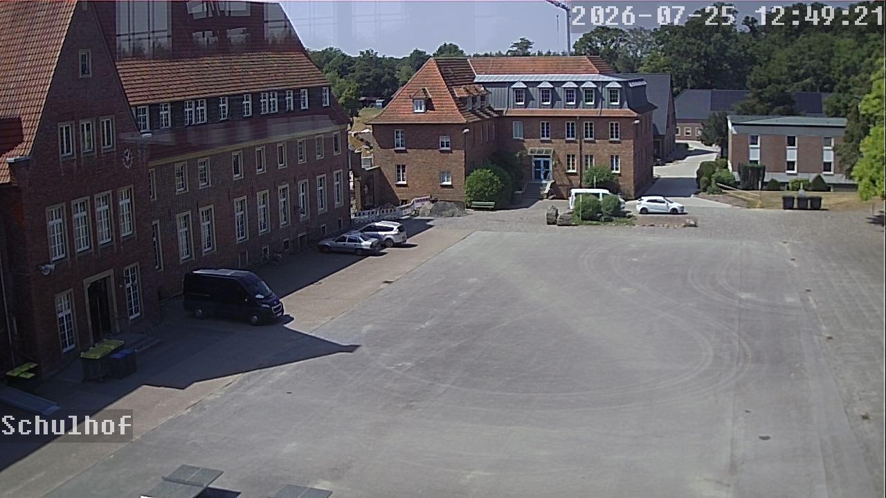 Webcam Schulhof 12:49
