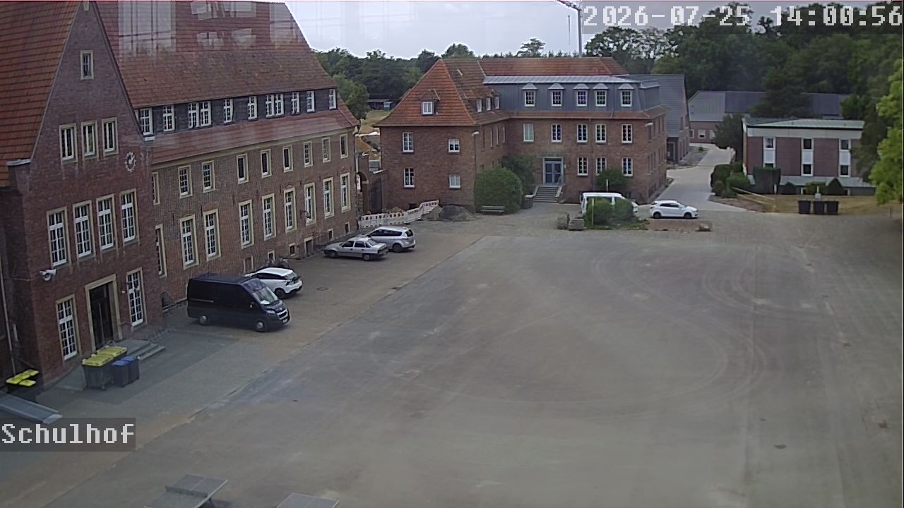 Webcam Schulhof 14:00