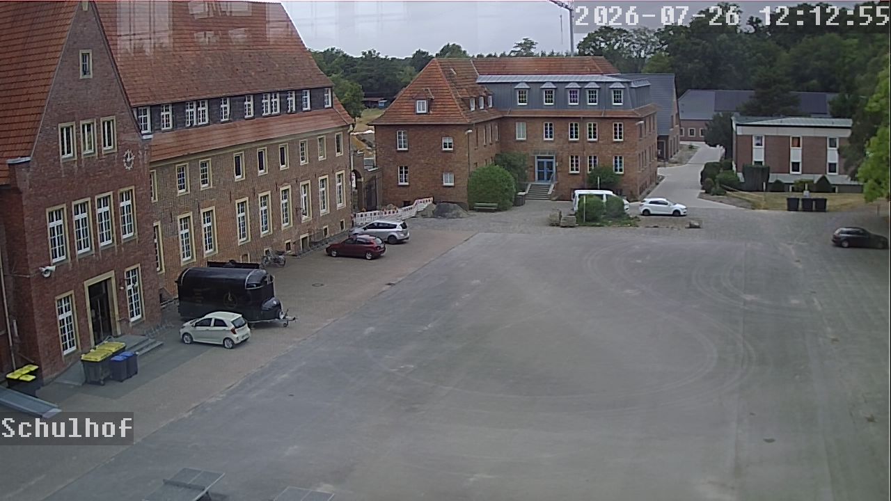 Webcam Schulhof 12:12