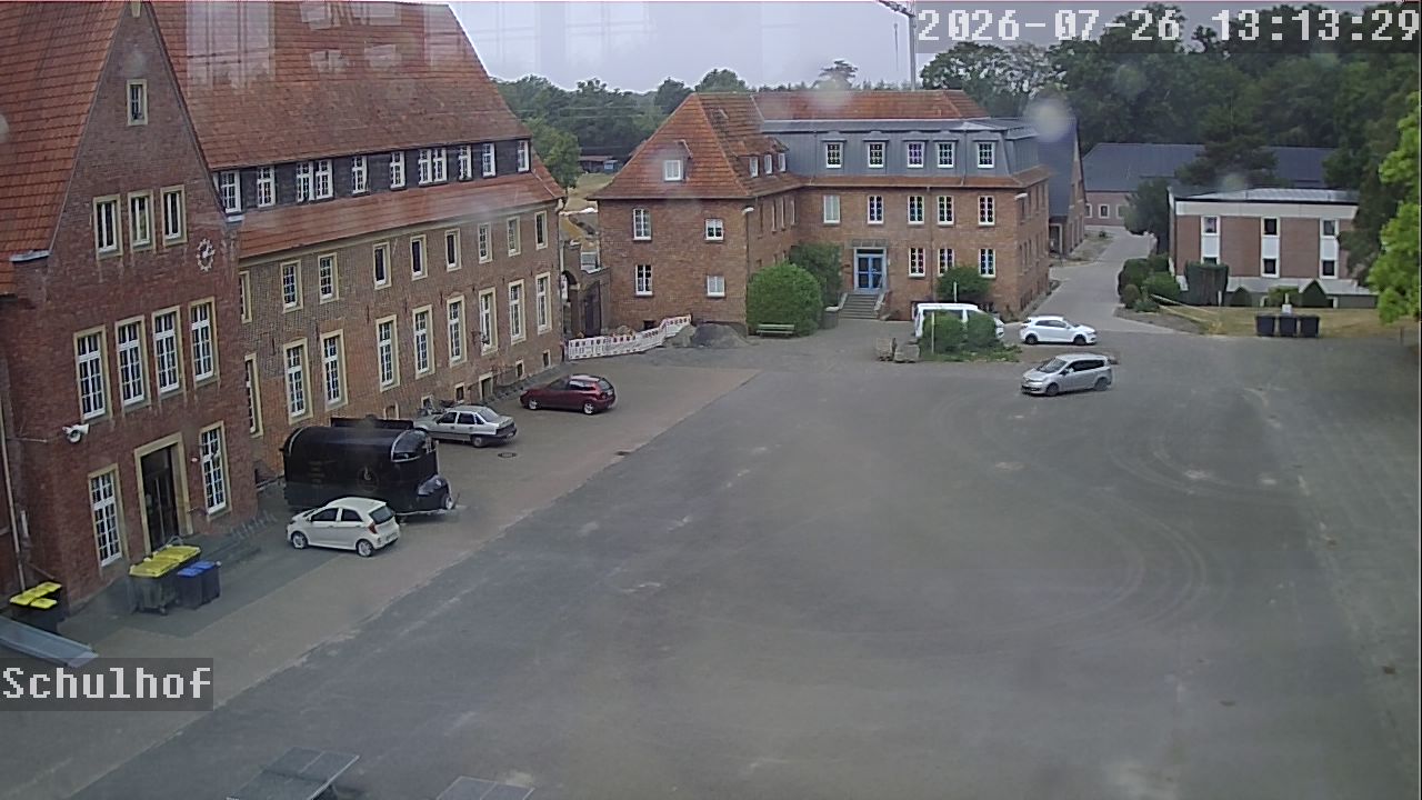 Webcam Schulhof 13:13