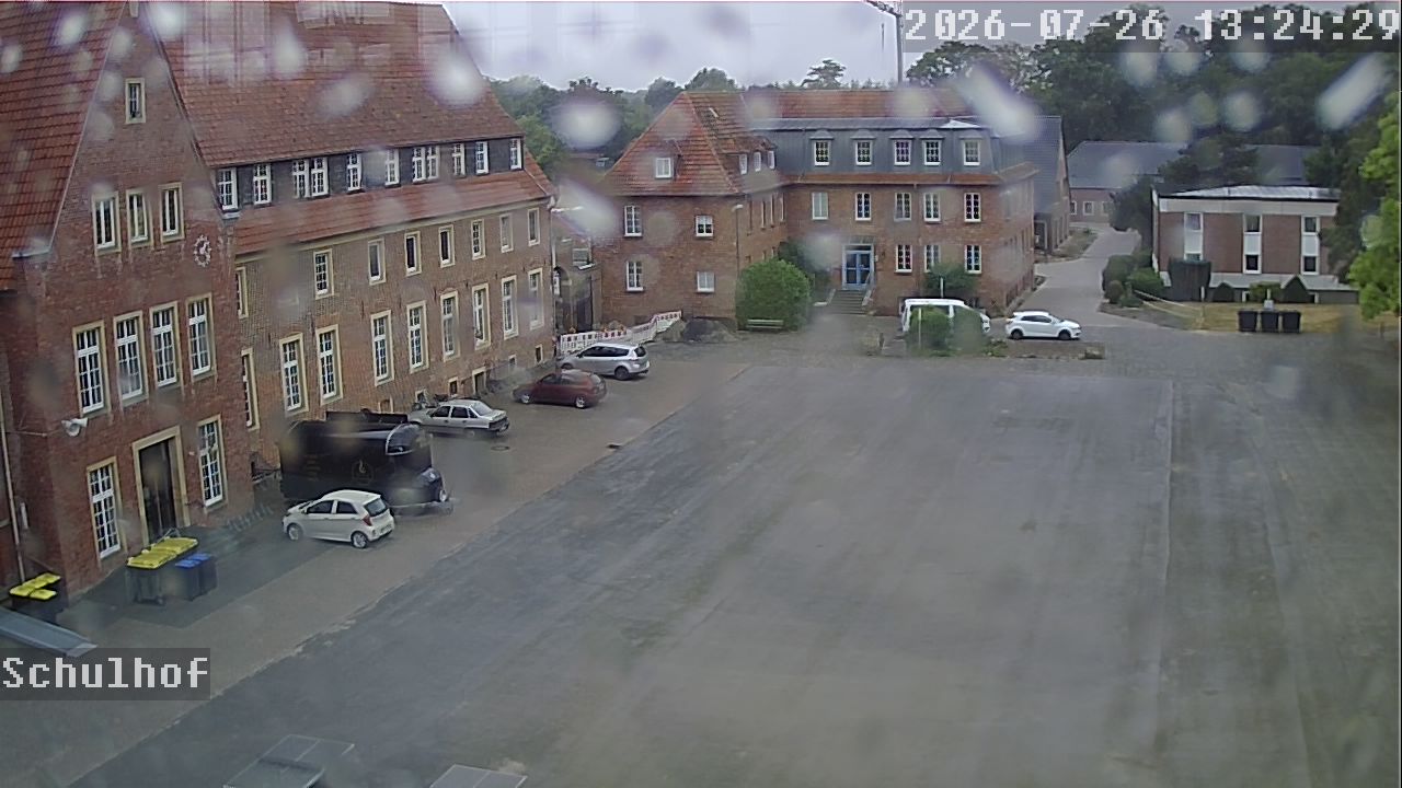 Webcam Schulhof 13:24