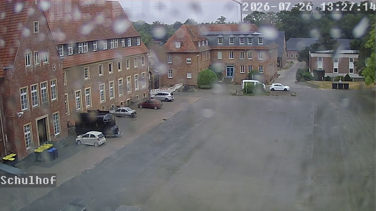 Webcam Schulhof 13:27
