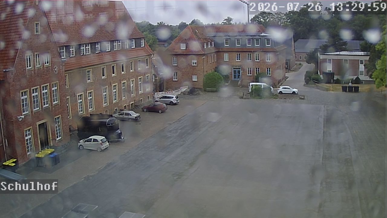 Webcam Schulhof 13:30