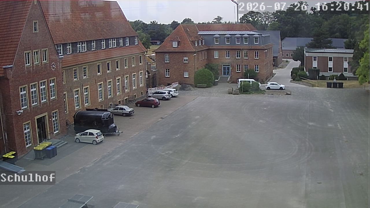 Webcam Schulhof 16:20