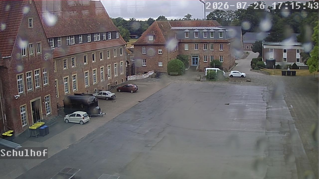 Webcam Schulhof 17:15
