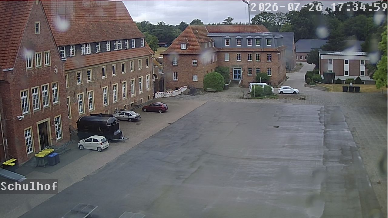 Webcam Schulhof 17:35