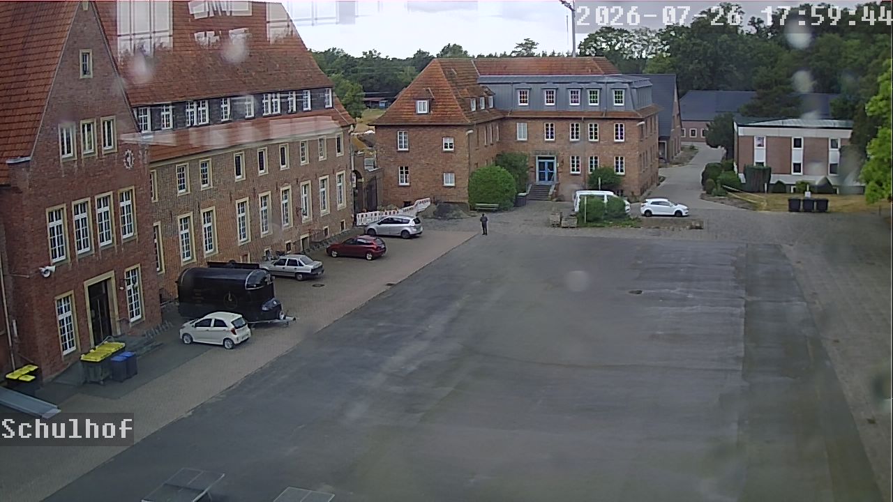 Webcam Schulhof 17:59