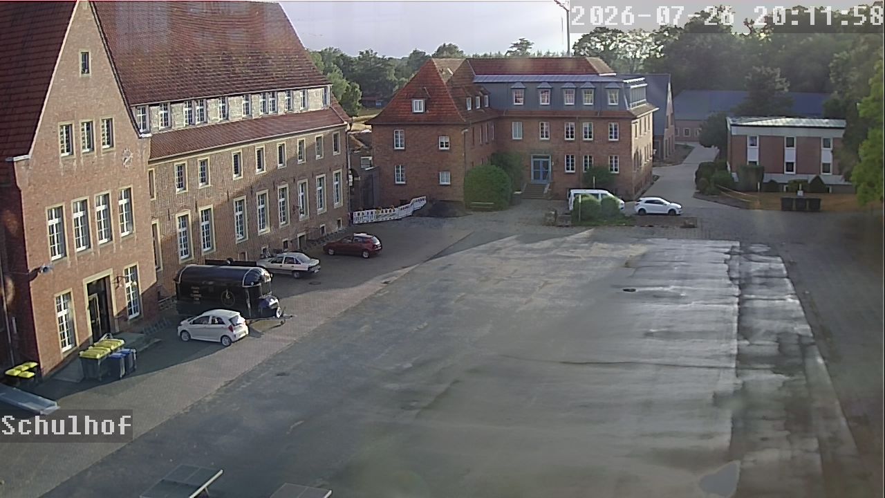 Webcam Schulhof 20:11