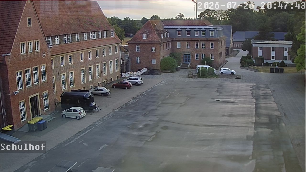 Webcam Schulhof 20:47