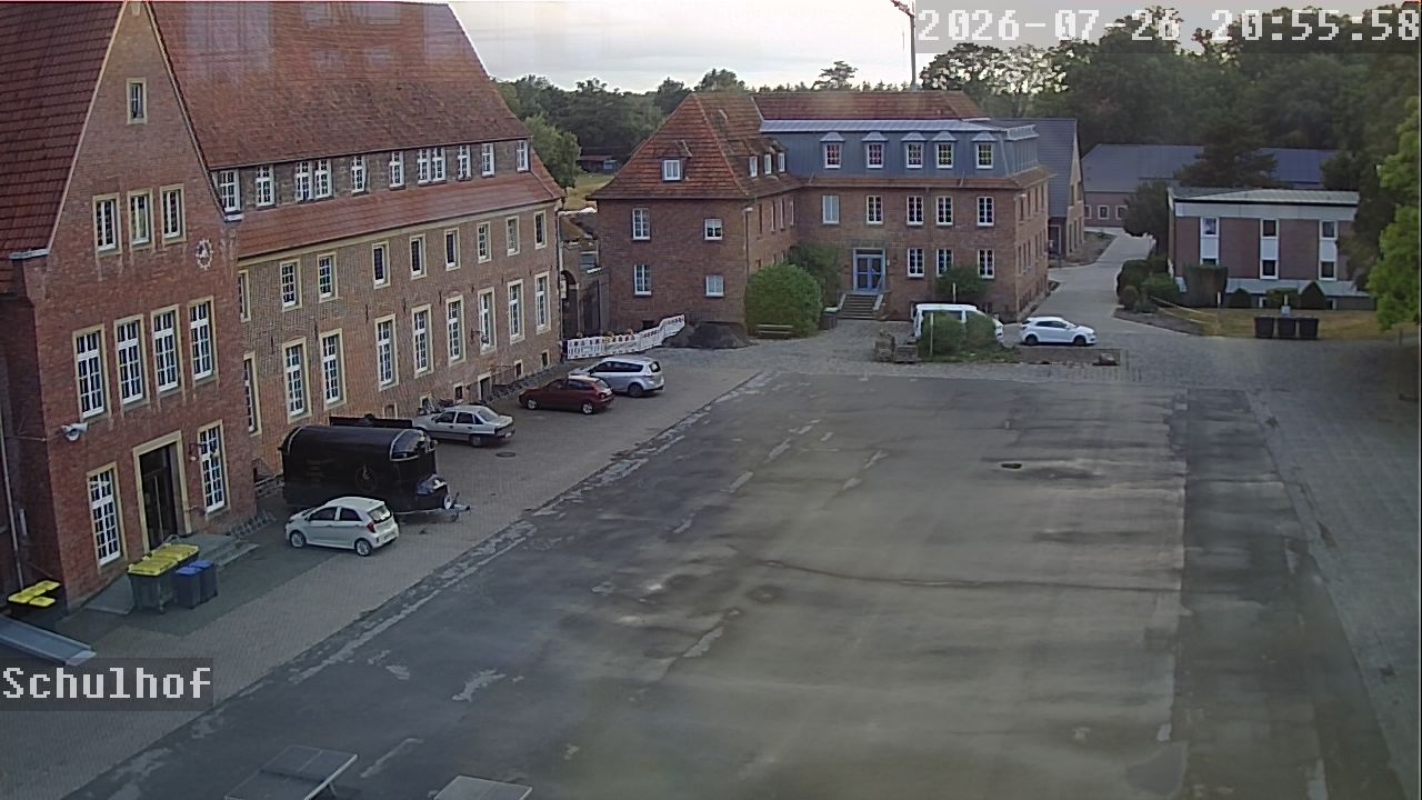 Webcam Schulhof 20:56