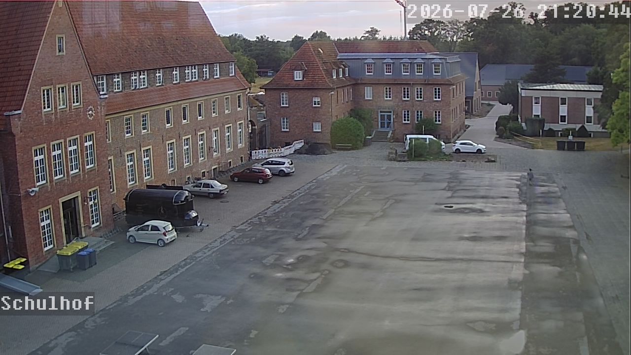 Webcam Schulhof 21:20