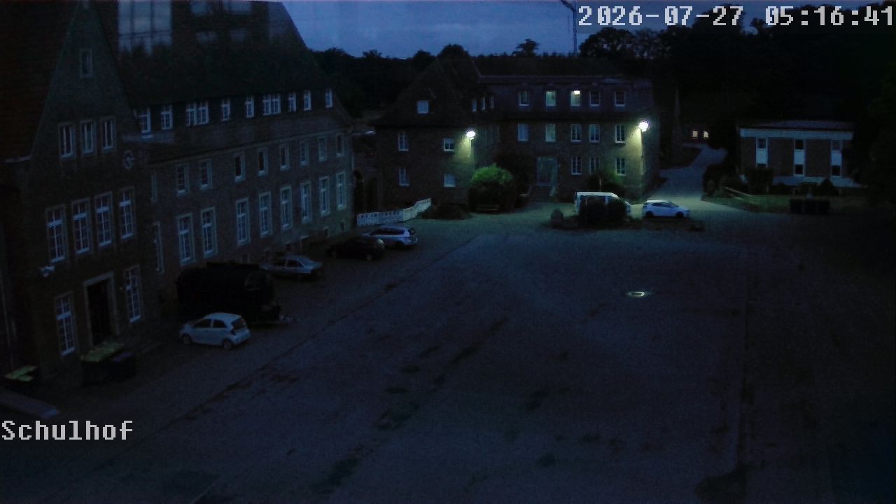 Webcam Schulhof 05:16