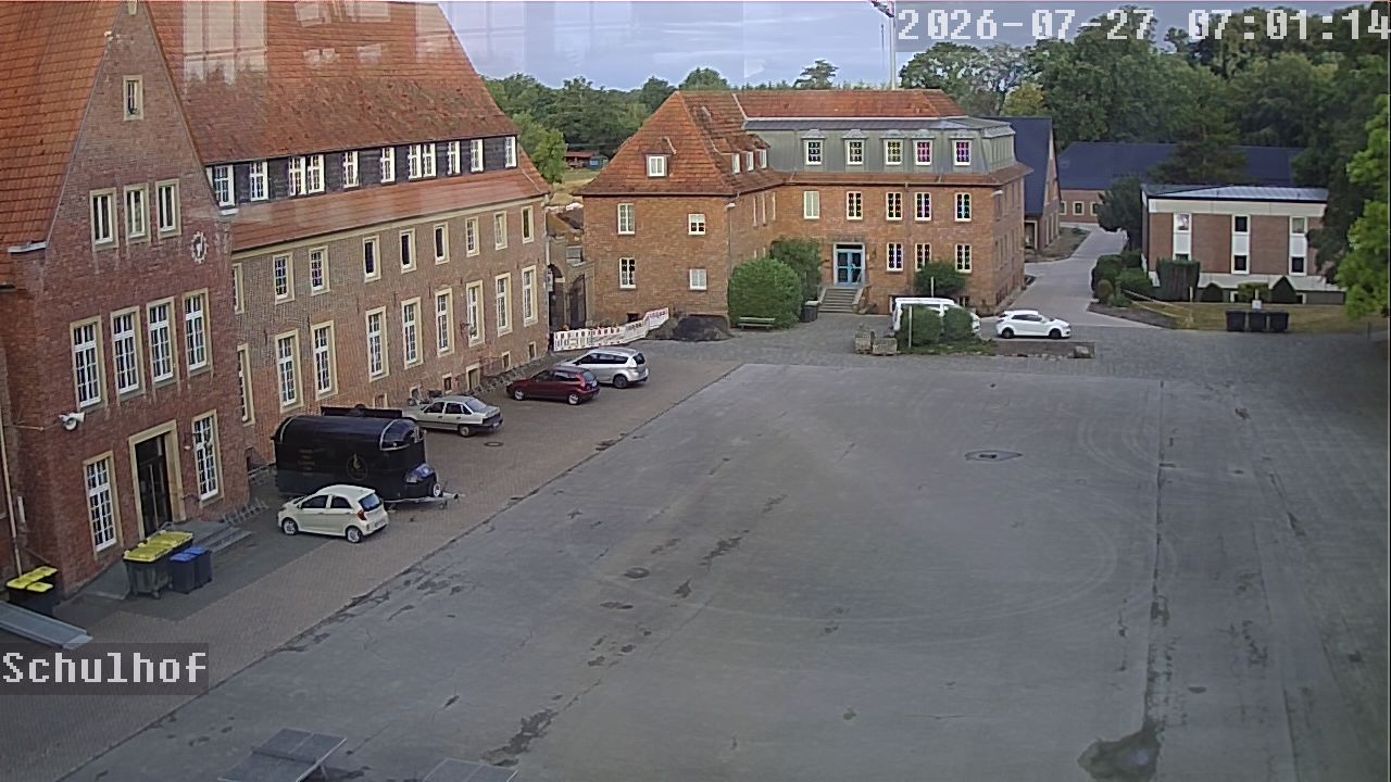 Webcam Schulhof 07:01