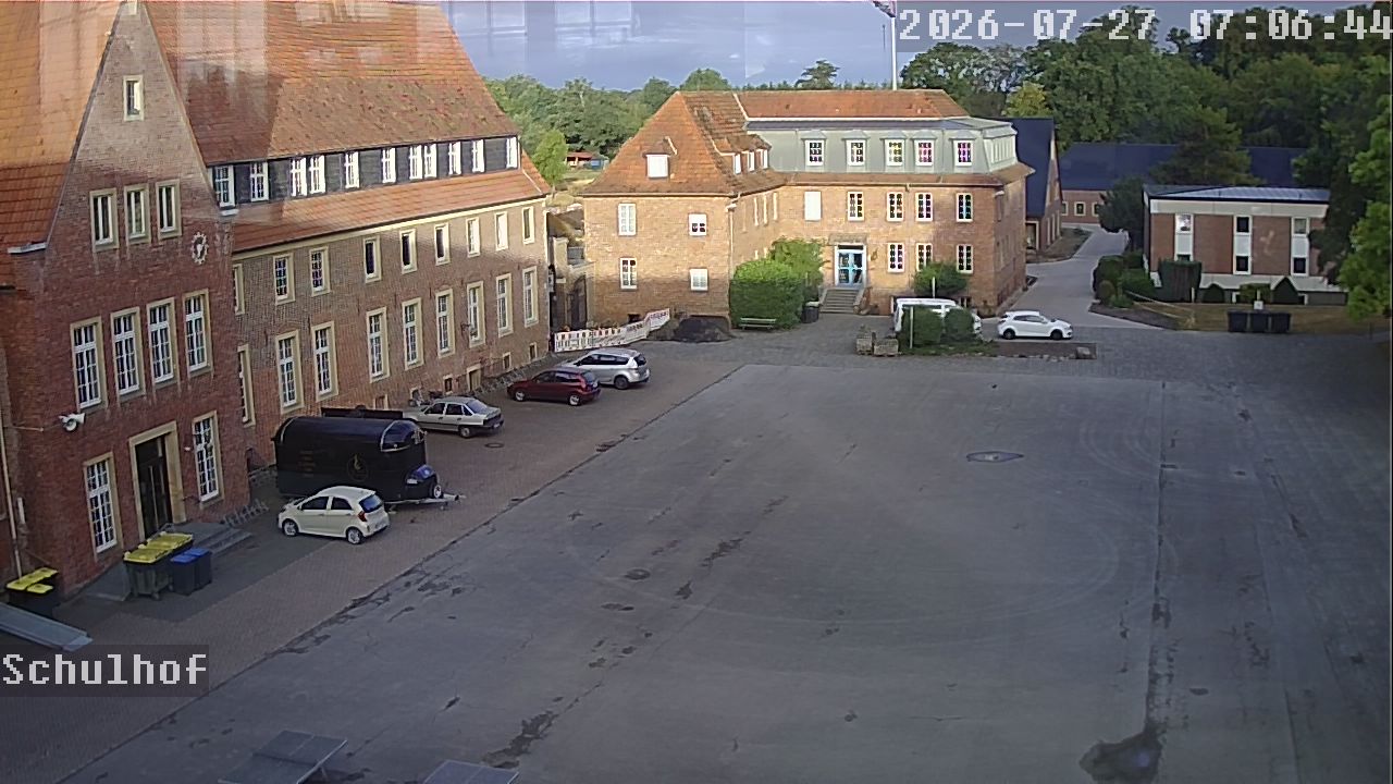 Webcam Schulhof 07:06