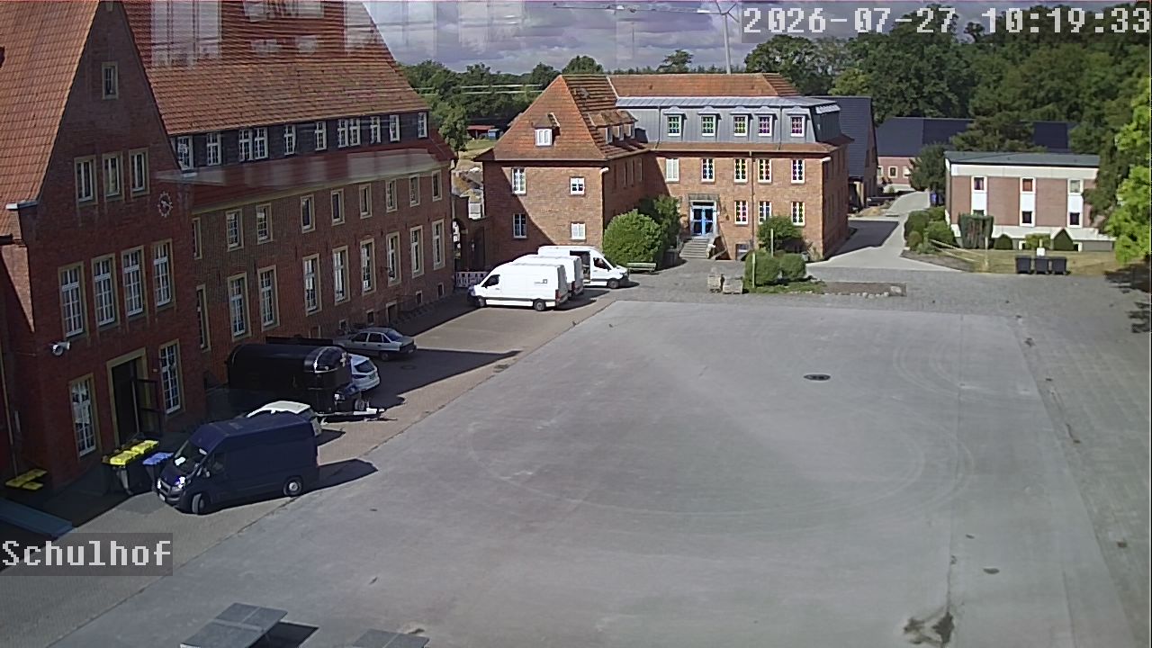 Webcam Schulhof 10:19